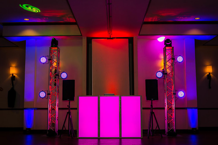 Cedar & Oak Entertainment and Events