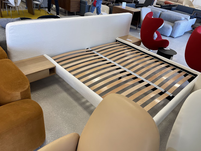 Design Within Reach San Marcos Outlet