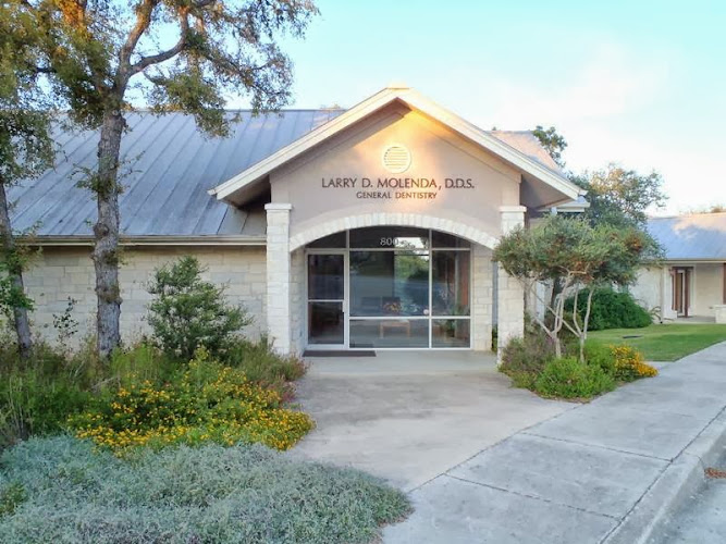 Larry D. Molenda, DDS