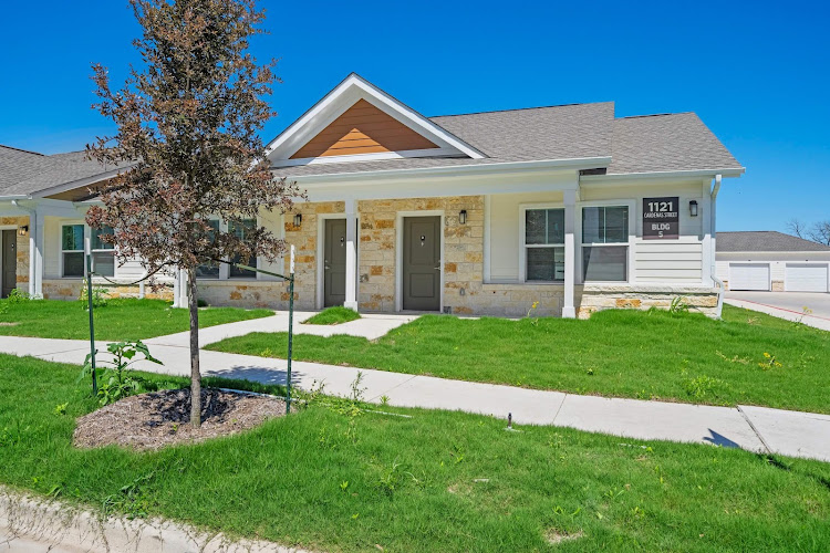 Legacy Square Apartments