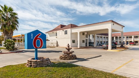 Motel 6 San Marcos, TX – North