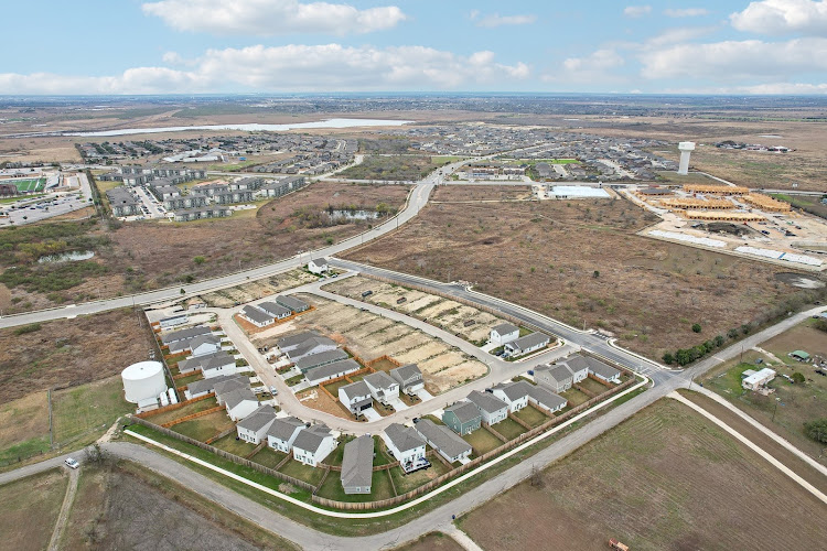 Pinnacle at Cottonwood Creek by Century Communities
