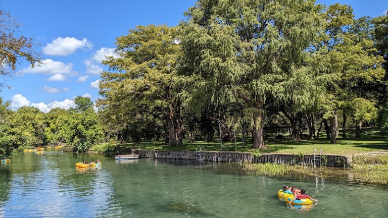 Rio Vista Picnic Area 1