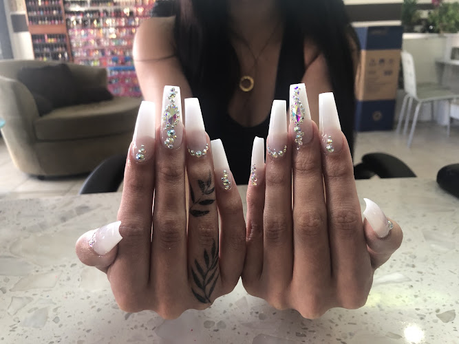 Salon Central Nails