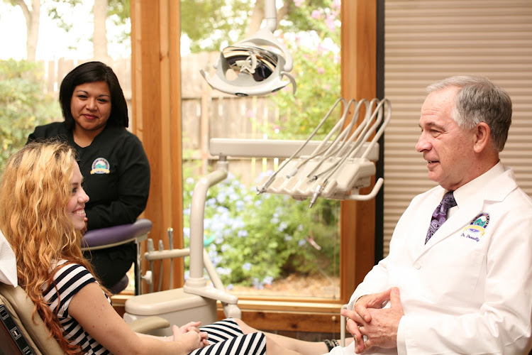 San Marcos Gentle Dental: Dr. J. Robert Donnelly