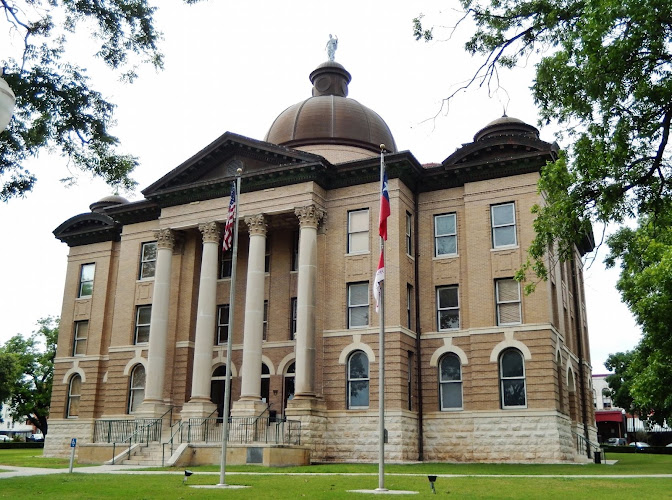 The Courthouses of Hays County monument