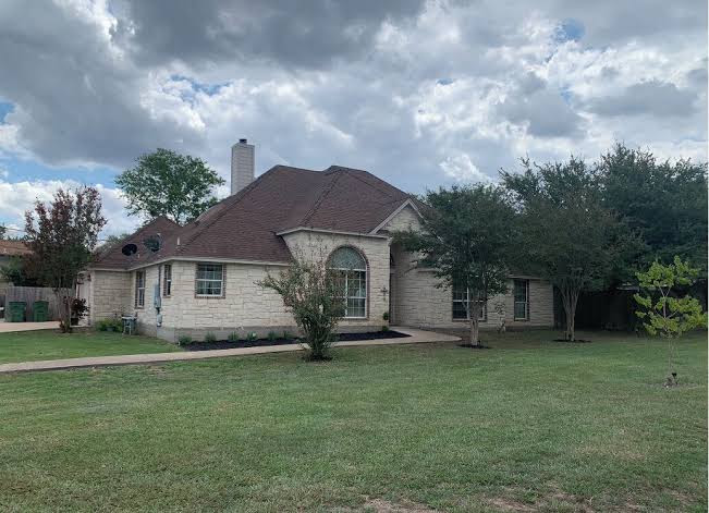 This beautiful Charming 3-bedroom house with WiFi, AC in lovely San Marcos
